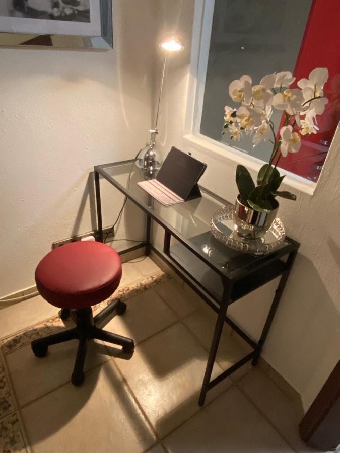 Stilvolles Ferienhaus Mit Garten Fuer 6 Personen 디폴디스발드 외부 사진